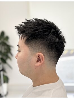 グロウオールド(GROW OLD)の写真/『串木野駅徒歩5分』骨格に合わせたカットで洗練×計算されつくしたスタイルに！ONもOFFもキマる―。