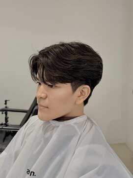 アコロン(acoron.) カルマヘア/ニュアンスパーマ/毛流れパーマ/池袋メンズカット