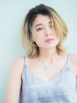 シーン バイ ラッド(SCENE by RAD) 大人おしゃれミディアム 360度こだわり似合わせカット【梅田】