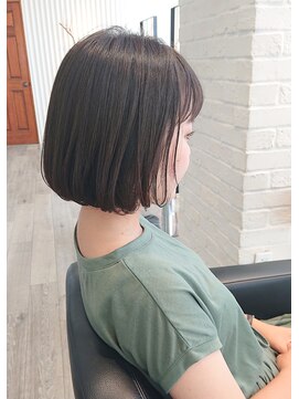 アーロン(aaron) お客様スタイル☆シルキーボブ