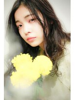 マロウ(mallow) 《花屋併設》アッシュブラック×無造作ロング@20代30代40代