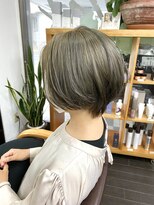 ヴィフ 大船(VIF)&nbsp;ショートヘア×グレーアッシュ