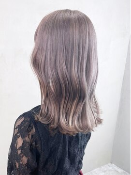 アイティーバイアルバム 藤沢店(IT by ALBUM) グレージュ_くびれヘアビタミンカラーメルティカラー_ba335752