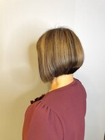 ブロッサム 東久留米店(Blossom)&nbsp;20代30代透明感暗髪アッシュブルーグレージュ丸みボブ