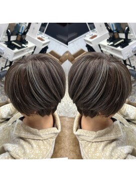 ワールドオーダー 天王寺店(WORLD ORDER) 白髪ぼかしハイライト