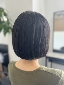 スワッグ(SWAG)の写真/こだわり抜いたカットで顔周りの絶妙なニュアンスを表現◎バランスを重視し美しいシルエットを創ります♪