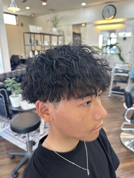 オンフリーク(ON FLEEK) ツイストスパイラルパーマ