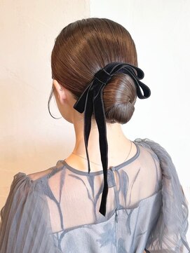 バビロン(Babylone) クラシカルシニヨン