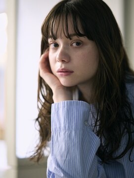 サーカス バイ ビュートリアム 青山(CIRCUS by BEAUTRIUM) 小顔　フェミニン　ロング　アッシュブラウン　レイヤースタイル