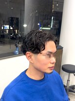 フイ 新宿3丁目(Hui)&nbsp;フェザーパーマ/グレーブルーカラー/刈り上げショートパンク