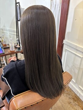 オリーブカラー