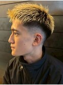 スパイキーショート ブリーチ イエローベージュ フェード
