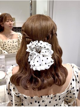 アピッシュ シェリ(apish cherie) ヘアアレンジ