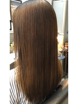 フィル(Fil HAIR and SPA) ミネコラ高濃度水素トリートメント