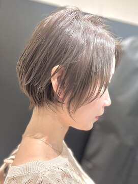 ジエクト 本店(The Ect) ステップボーンカット×アッシュオリーブ×似合わせカット