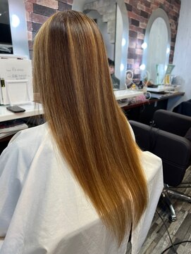 ヘアー リードレス(hair Re:dress) ハイライト立体感大人ストレートロングナチュラルベージュ