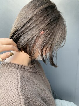 ローウェ 表参道(Louwe) highlightたっぷりgreige bob