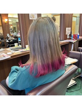 シャンプー ボーイ 宮崎柳丸店(SHAMPOO BOY) グレージュ/ピンク