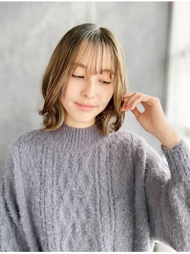ラクシア(LUXIA) ハイトーンベージュのエギョモリスタイル