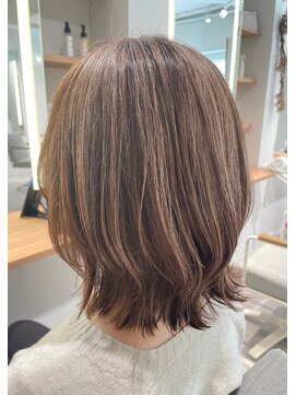 ミチル(michill) 外はねボブ