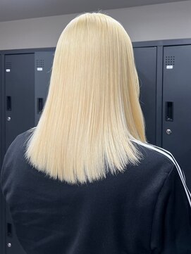 ベレーザ 渋谷(BELEZA) 10584ホワイトアッシュブロンドウルフレイヤーロングストレート