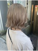 ブリーチ必須のミルクティーベージュ☆