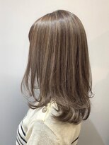 バランス 原宿 表参道(balance)&nbsp;【白髪ぼかしハイライト】ハイライト入りヘーゼルグレージュ