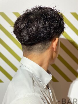 バーバーバー 四谷(BARBER-BAR) ビジネス爽やかツイストスパイラルパーマスタイル