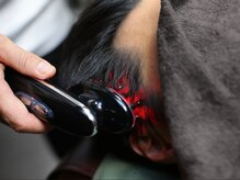 バーバーバー ナカノ(BARBER BAR NAKANO)の雰囲気(スカルプマシンで血流促進。頭皮環境の改善を。/理容室/新井薬師)