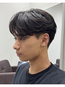 カルム(kalm) メンズセンターパートウルフセンターパートニュアンスパーマ襟足