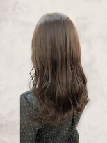 アッシュタカサキ(ash takasaki)&nbsp;髪質改善カラー透明感ミルクティーベージュくびれウルフ秋カラー