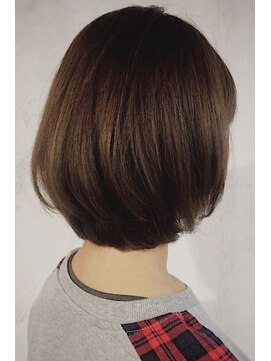 レセ 南柏店(Laissez) ボブ×アッシュバイオレット/丸みシルエット/コロンとボブ/艶髪