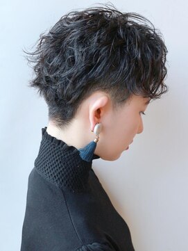 モリオ フロム ロンドン 成増店 【morio成増】刈り上げ 黒髪ショート 大人シースルー