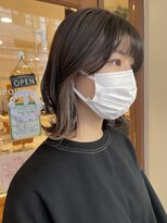 ネオリーブ クタ 町田店(Neolive kuta)&nbsp;韓国風イヤリングカラーベージュ×くびれミディ【町田/町田駅】