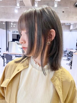 アイティーバイアルバム 松戸店(IT by ALBUM) オリーブグレージュ_外ハネボブセクションカラー_ba391751