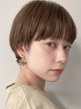 サーカス バイ ビュートリアム 青山(CIRCUS by BEAUTRIUM) 30代　マッシュショート　ショート　ショートカット　青山　小顔