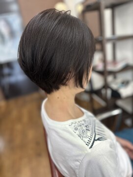 ヘアーサロン カラー 色彩店(COLOR) ショートスタイルヘア