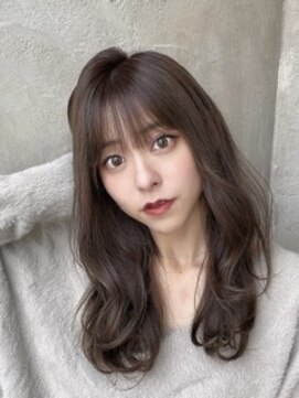 プラチナ(PLATINA) くびれヘア/韓国/透け感/くすみカラー/ロング/ベージュカラー