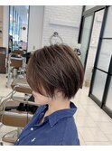 ショートボブ