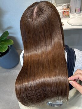 シンボルス 池袋(Symbols) ヘーゼルベージュ/髪質改善/縮毛矯正/池袋髪質改善/池袋縮毛矯正