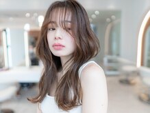 【みんなの憧れ☆ロングスタイル】髪を綺麗に扱いやすく！誰もが振り返る美髪ロングもCarellyならできる♪