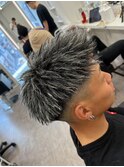 刈り上げセンターパート/波巻きツイストスパイラル/大阪