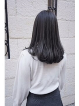 ティンク センター南 (Tink) 地毛風/アッシュグレージュ/ツヤ感/セミロング/ブリーチなし