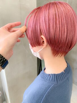 テトヘアー(teto hair) 平行ハンサムショート、ペールピンク、淡いピンク