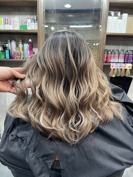 ラフ(LAFF) #黒髪#ボブルフ#ネビージュ#小顔#ワンレン