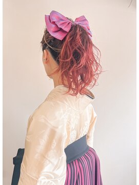 イチザサロン(ICHI THESALON) ハイポニー×リボン