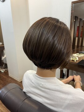 セレスト 心斎橋店(CELESTE) オイルカラーでツヤグレージュ大人ショートボブ