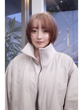 レコ 渋谷(LECO) 同系色のルーツカラー