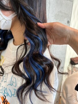 ジュジュル 稲毛本店(jujur) ブラック×ブルー