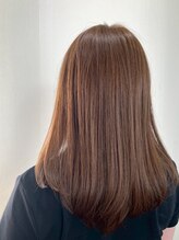 カミオ シオン(KAMIO CION)&nbsp;うるツヤ髪 王道ストレート × 赤みレスなモカブラウン